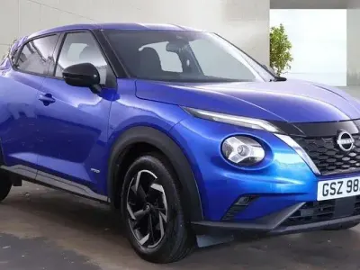 Used Nissan Juke N-Connecta 143 HP (105 kW) 2023 Blue SUV