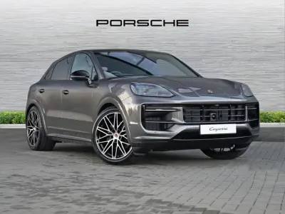 Używany Porsche Cayenne Black Edition 348 KM (255 kW) 2026 Szary SUV
