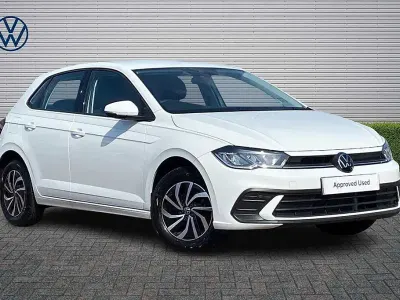 Used VW Polo Life 95 HP (69 kW) 2025 White Hatchback
