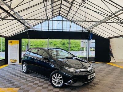Toyota Auris Hybrid