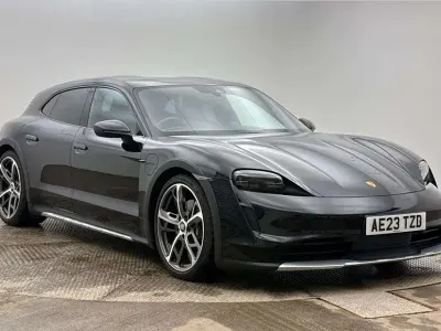 Used Porsche Taycan 11 kW (15 HP) 2023
