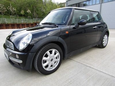 used Mini Cooper r 1.6 3 DOOR PEPPER PACK 68K MILES +FSH +UK REG