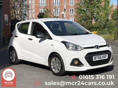 White Used 2016 Hyundai i10 SE Hatchback | £3,295 (Good price)