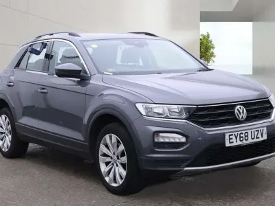 Used VW T-Roc SE 115 HP (84 kW) 2018 Grey SUV