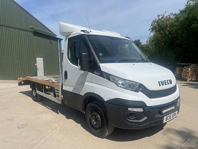 White/blue Used 2016 Iveco Daily Cabriolet | £8,750 (Expensive)