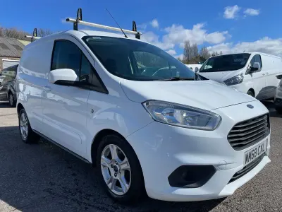 Used Ford Transit Limited 100 HP (73 kW) 2018 White Van