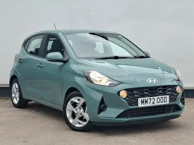 Used Hyundai i10 SE 67 HP (49 kW) 2022 Green Hatchback