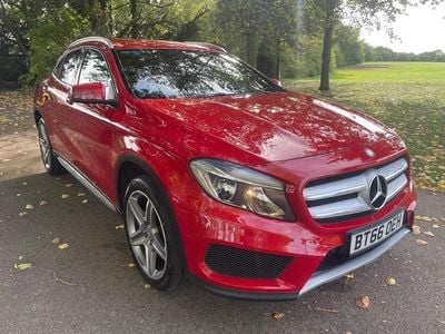Mercedes GLA220
