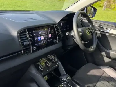 Gebraucht Skoda Karoq SE L 116 PS (85 kW) 2023 Weiß SUV