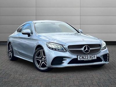 Begagnad Mercedes C200