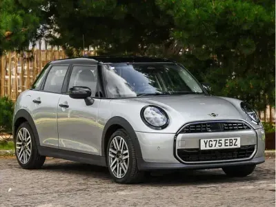 Used Mini Cooper Classic 114 kW (156 HP) 2025 Silver Hatchback
