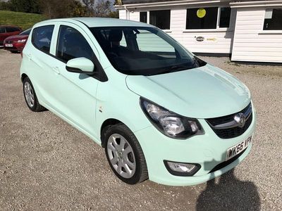 Used Vauxhall Viva 75 HP (55 kW) 2016 Green Hatchback