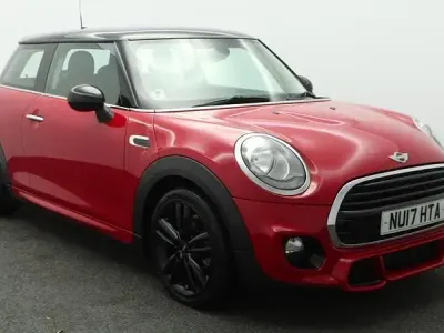 Used Mini Cooper Hatch 136 HP (100 kW) 2017 Red Hatchback