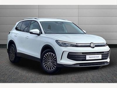 White Used 2025 VW Tiguan Match SUV | £32,250 (Expensive)