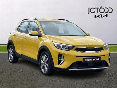 Used Kia Stonic 99 HP (72 kW) 2023 Yellow SUV