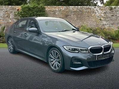 Begagnad BMW 318 M Sport 150 HK (110 kW) 2019 Grå Sedan