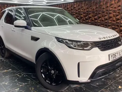 Used Land Rover Discovery 5 SE 241 HP (177 kW) 2020 SUV