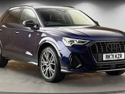 Used Audi Q3 Advanced 150 HP (110 kW) 2021 Navarra blue metallic/navarra blue metallic SUV