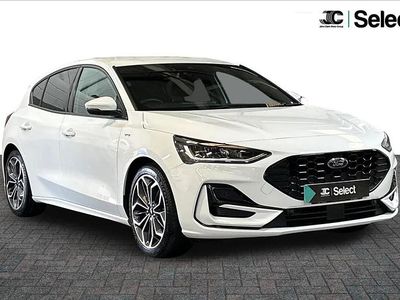 Używany Ford Focus ST-Line X 153 KM (112 kW) 2024 Biały Hatchback