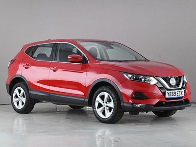 Używany Nissan Qashqai Acenta Premium 140 KM (102 kW) 2019 Czerwony SUV