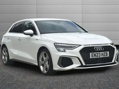 Used Audi A3 Comfort 150 HP (110 kW) 2023 Glacier white Sedan