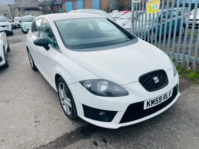Begagnad Seat Leon FR 2009 Vit Halvkombi