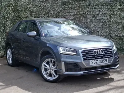 Usado Audi Q2 S-Line 150 CV (110 kW) 2020 Gris SUV
