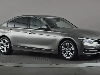 Used BMW 320 Sport Line 190 HP (139 kW) 2016 Silver Sedan
