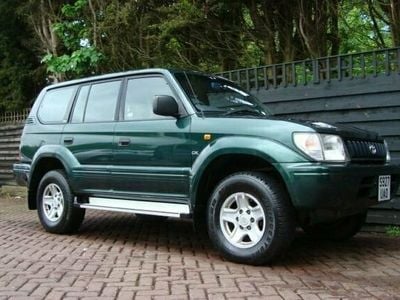 Used Toyota Land Cruiser 123 HP (90 kW) 1998 SUV