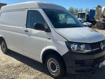 Usado VW Transporter Startline 150 HP (110 kW) 2019 Branco Van
