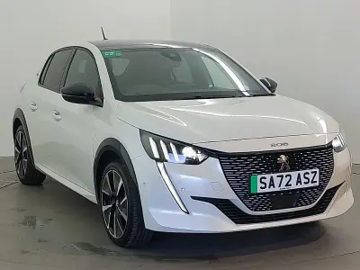 Second-hand Peugeot e-208 Premium 100 kW (136 CP) 2022 Alb Hatchback