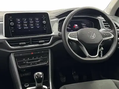 Used VW T-Roc Style 150 HP (110 kW) 2025 Blue SUV
