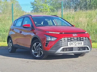 Używany Hyundai Bayon SE 100 KM (73 kW) 2023 Czerwony SUV