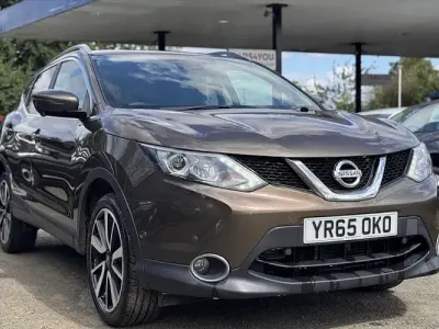 Used Nissan Qashqai S 116 HP (85 kW) 2015 Beige SUV