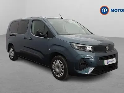 Used Vauxhall Combo Design Edition 100 kW (136 HP) 2026 MPV