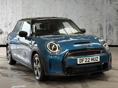 Used Mini Cooper S Classic 176 HP (129 kW) 2022 Blue Hatchback