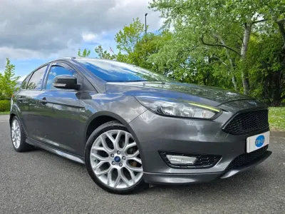 Second-hand Ford Focus ST-Line 120 CP (88 kW) 2017 Gri Hatchback