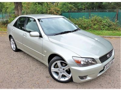 used Lexus IS200 2.0 Saloon 4d 1988cc auto