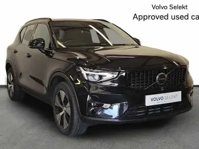 Begagnad Volvo XC40 Plus 211 HK (155 kW) 2022 Svart SUV
