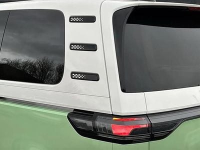 Used VW ID. Buzz Pro 147 kW (200 HP) 2023 White MPV