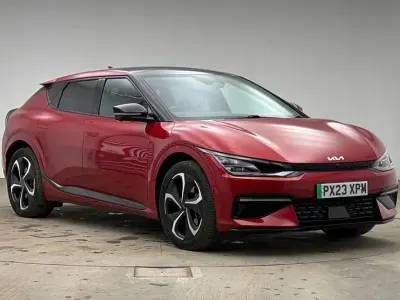 Begagnad Kia EV6 GT-Line S 166 kW (226 HK) 2023 Röd SUV