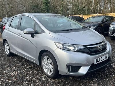 Used Honda Jazz SE 102 HP (75 kW) 2016 Silver Hatchback