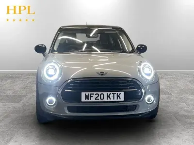 Używany Mini Cooper Classic 136 KM (100 kW) 2020 Szary Hatchback