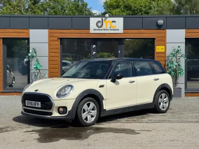 Used Mini Cooper Clubman 150 HP (110 kW) 2016 White Estate