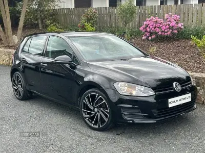 Used VW Golf VII S 105 HP (77 kW) 2015 Black Hatchback