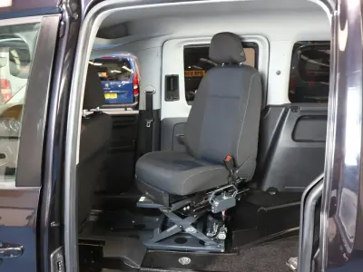 Used VW Caddy Life 125 HP (91 kW) 2018 Black MPV