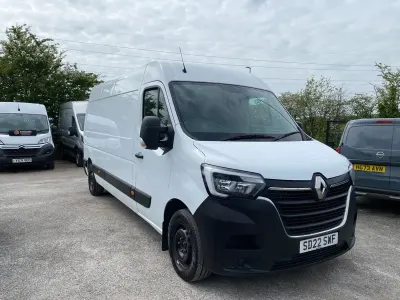 Begagnad Renault Master Business 2022 Vit Minibuss