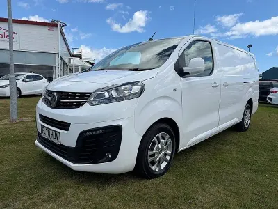 Used Vauxhall Vivaro Sportive 150 HP (110 kW) 2020 White MPV