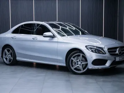 Begagnad Mercedes C250