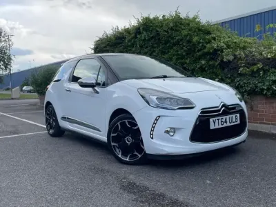 Używany Citroën DS3 110 KM (80 kW) 2014 Biały Hatchback